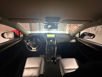 Photo 9 du bon plan LEXUS NX 300h 2WD Pack Business MY20 occasion à 27990 €