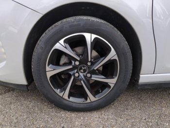Photo 7 du bon plan DS DS 3 BlueHDi 100ch So Chic S&S occasion à 10290 €