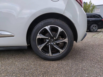 Photo 9 du bon plan DS DS 3 BlueHDi 100ch So Chic S&S occasion à 10290 €