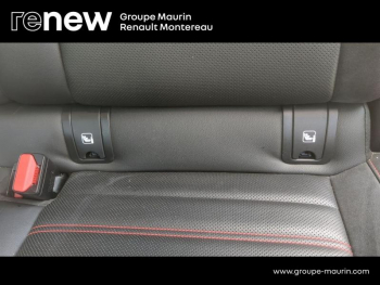 Photo 17 du bon plan RENAULT Arkana 1.6 E-Tech 145ch RS Line -21B occasion à 18600 €