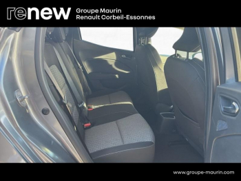 Photo 15 du bon plan RENAULT Clio 1.6 E-Tech hybride 145ch Evolution occasion à 16990 €
