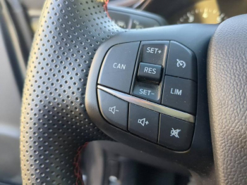 Photo 19 du bon plan FORD Puma 1.0 Flexifuel 125ch S&S mHEV ST-Line Design 3 occasion à 18990 €