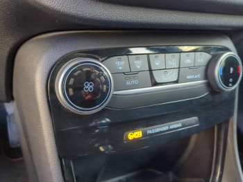 Photo 23 du bon plan FORD Puma 1.0 Flexifuel 125ch S&S mHEV ST-Line Design 3 occasion à 18990 €