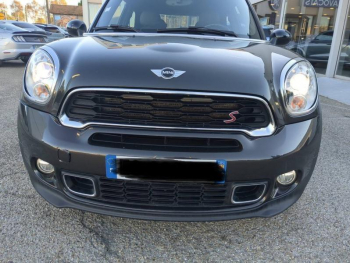 Photo 2 du bon plan MINI Paceman Cooper S 190ch Pack Red Hot Chili occasion à 13490 €