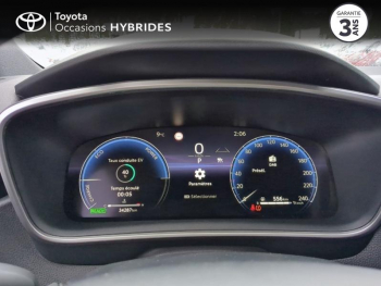 Photo 14 du bon plan TOYOTA Corolla Touring Spt 1.8 140ch Design MY24 occasion à 27490 €