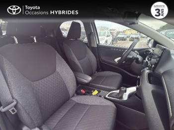 Photo 6 du bon plan TOYOTA Yaris 116h Design 5p MY22 occasion à 19290 €