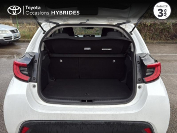 Photo 10 du bon plan TOYOTA Yaris 116h Design 5p MY22 occasion à 19290 €