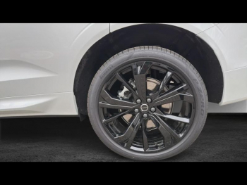 Photo 11 du bon plan VOLVO XC60 T6 Hybride Rechargeable 253 + 145ch Black Edition Geartronic 8 AWD occasion à 72900 €
