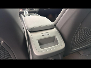 Photo 16 du bon plan VOLVO XC60 T6 Hybride Rechargeable 253 + 145ch Black Edition Geartronic 8 AWD occasion à 72900 €