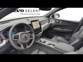 Photo 21 du bon plan VOLVO XC60 T6 Hybride Rechargeable 253 + 145ch Black Edition Geartronic 8 AWD occasion à 72900 €