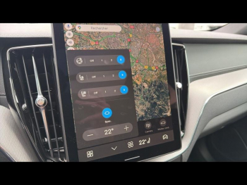 Photo 28 du bon plan VOLVO XC60 T6 Hybride Rechargeable 253 + 145ch Black Edition Geartronic 8 AWD occasion à 72900 €