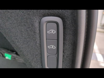 Photo 13 du bon plan VOLVO XC90 T8 AWD 310 + 145ch Ultra Style Dark Geartronic occasion à 99900 €