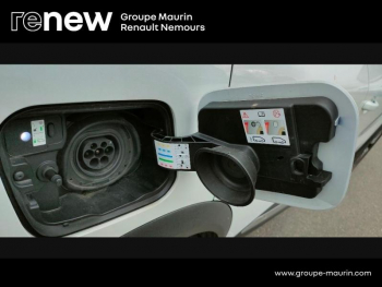 Photo 11 du bon plan RENAULT Captur 1.6 E-Tech hybride rechargeable 160ch Initiale Paris -21 occasion à 18900 €