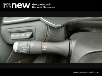 Photo 26 du bon plan RENAULT Captur 1.6 E-Tech hybride rechargeable 160ch Initiale Paris -21 occasion à 18900 €