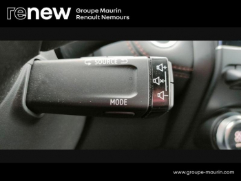 Photo 28 du bon plan RENAULT Captur 1.6 E-Tech hybride rechargeable 160ch Initiale Paris -21 occasion à 18900 €