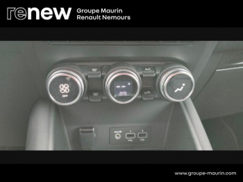 Photo 29 du bon plan RENAULT Captur 1.6 E-Tech hybride rechargeable 160ch Initiale Paris -21 occasion à 18900 €