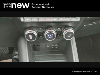 Photo 30 du bon plan RENAULT Captur 1.6 E-Tech hybride rechargeable 160ch Initiale Paris -21 occasion à 18900 €