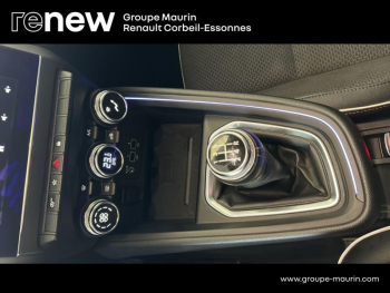 Photo 21 du bon plan RENAULT Clio 1.0 TCe 100ch Intens occasion à 11990 €