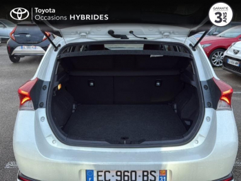 Photo 10 du bon plan TOYOTA Auris HSD 136h Design occasion à 13980 €