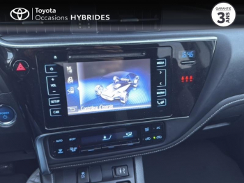 Photo 15 du bon plan TOYOTA Auris HSD 136h Design occasion à 13980 €