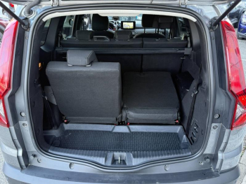 Photo 17 du bon plan DACIA Jogger 1.6 hybrid 140ch Extreme 7 places occasion à 20490 €