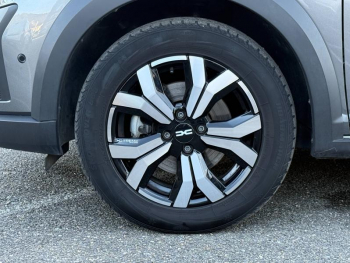Photo 18 du bon plan DACIA Jogger 1.6 hybrid 140ch Extreme 7 places occasion à 20490 €