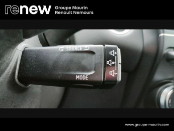 Photo 29 du bon plan RENAULT Captur 1.3 TCe mild hybrid 140ch Techno occasion à 18900 €