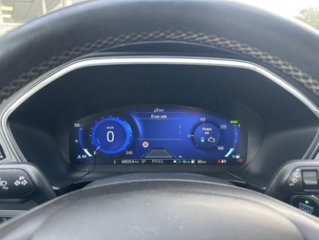 Photo 16 du bon plan FORD Kuga 2.5 Duratec 225ch PHEV Vignale BVA occasion à 23590 €