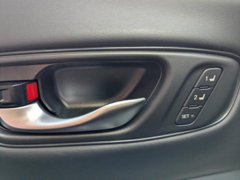 Photo 27 du bon plan HONDA ZR-V 2.0 i-MMD 184ch e:HEV Advance occasion à 41880 €