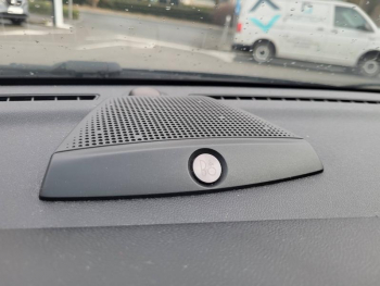 Photo 16 du bon plan FORD Fiesta 1.0 EcoBoost 100ch Stop&Start ST Line 5p occasion à 12990 €