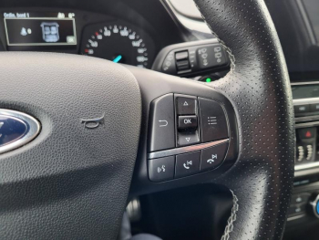 Photo 24 du bon plan FORD Fiesta 1.0 EcoBoost 100ch Stop&Start ST Line 5p occasion à 12990 €