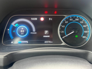 Photo 12 du bon plan NISSAN Leaf 150ch 40kWh Acenta 22 occasion à 13790 €