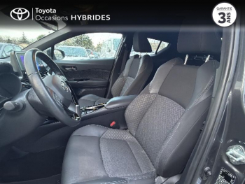 Photo 11 du bon plan TOYOTA C-HR 122h Edition 2WD E-CVT MY20 occasion à 23990 €