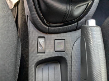 Photo 14 du bon plan RENAULT Clio 1.5 dCi 90ch Nouvelle Limited ecoÂ² 90g occasion à 10890 €