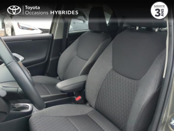 Photo 11 du bon plan TOYOTA Yaris 116h Design 5p MY22 occasion à 20980 €