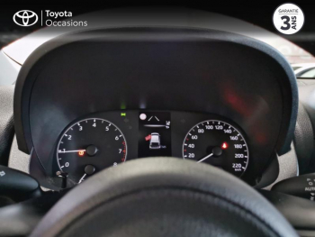 Photo 12 du bon plan TOYOTA Yaris 70 VVT-i Dynamic Business 5p MY22 occasion à 16490 €