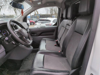 Photo 13 du bon plan PEUGEOT Expert Fg VUL Standard 2.0 BlueHDi 120ch Premium Pack S&S occasion à 17990 €