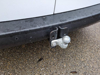 Photo 18 du bon plan PEUGEOT Expert Fg VUL Standard 2.0 BlueHDi 120ch Premium Pack S&S occasion à 17990 €