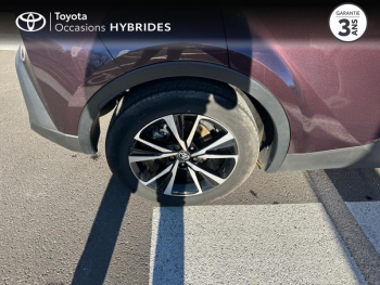 Photo 11 du bon plan TOYOTA C-HR 1.8 Hybride 140ch Design Pack Confort occasion à 29990 €