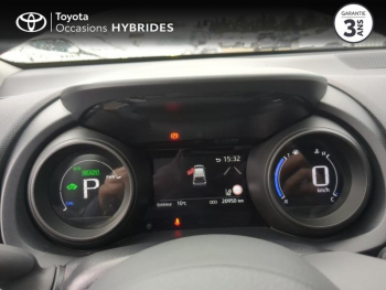 Photo 14 du bon plan TOYOTA Yaris 116h Design 5p MY22 occasion à 20980 €
