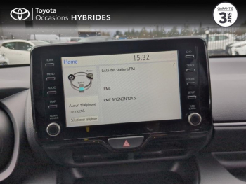 Photo 15 du bon plan TOYOTA Yaris 116h Design 5p MY22 occasion à 20980 €