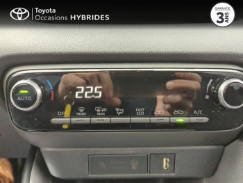 Photo 23 du bon plan TOYOTA Yaris 116h Design 5p MY22 occasion à 20980 €