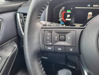 Photo 16 du bon plan NISSAN Qashqai e-POWER 190ch Tekna occasion à 28990 €