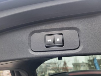 Photo 26 du bon plan NISSAN Qashqai e-POWER 190ch Tekna occasion à 28990 €