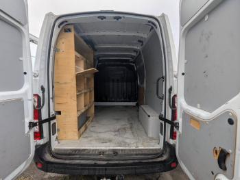 Photo 21 du bon plan RENAULT Master Fg VUL F3500 L2H2 2.3 dCi 135ch Grand Confort  18120HT occasion à 19917 €