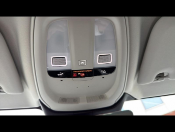 Photo 25 du bon plan VOLVO V60 B4 197ch Plus Style Dark DCT 7 occasion à 42490 €