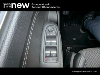 Photo 13 du bon plan RENAULT Arkana 1.6 E-Tech hybride 145ch Techno -22 occasion à 19990 €