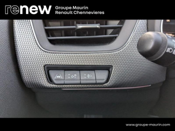 Photo 19 du bon plan RENAULT Arkana 1.6 E-Tech hybride 145ch Techno -22 occasion à 19990 €