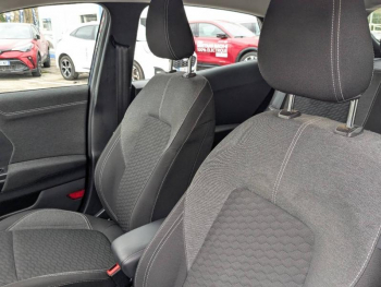 Photo 13 du bon plan FORD Puma 1.0 Flexifuel 125ch S&S mHEV Titanium occasion à 17990 €