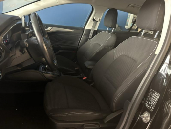 Photo 12 du bon plan FORD Focus SW 1.0 EcoBoost 125ch Titanium 96g occasion à 14480 €